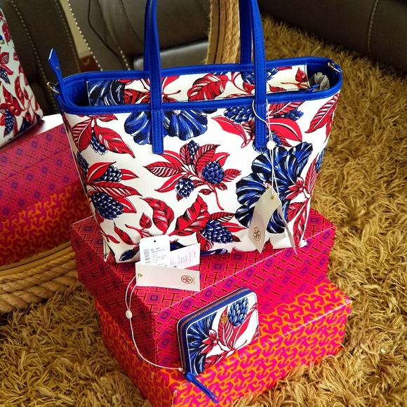 ✔SOLD AUTHENTIC TORY BURCH TOTE - Picture 5 of 7